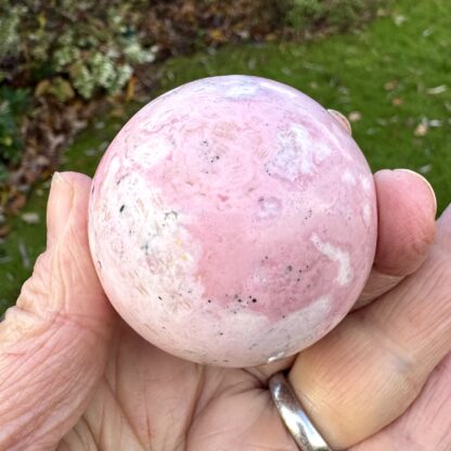 Peruvian Rhodonite Sphere 4.5cm - Image 2